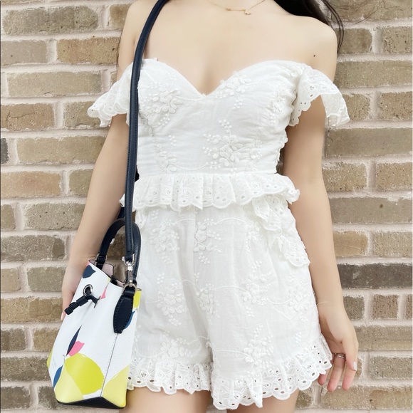 Dresses & Skirts - Off shoulder ruffle lace romper XS